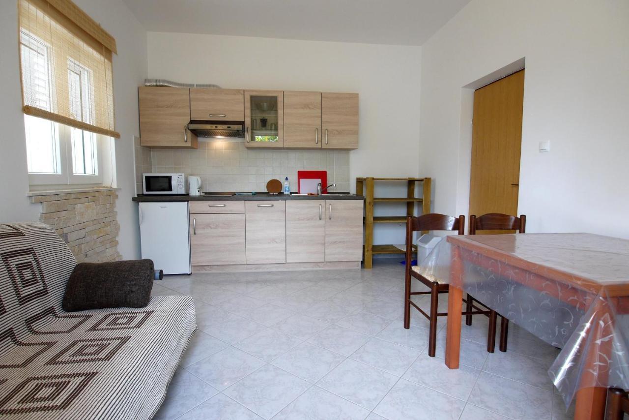 Paklenica Sport Apartments Starigrad Paklenica Cameră foto