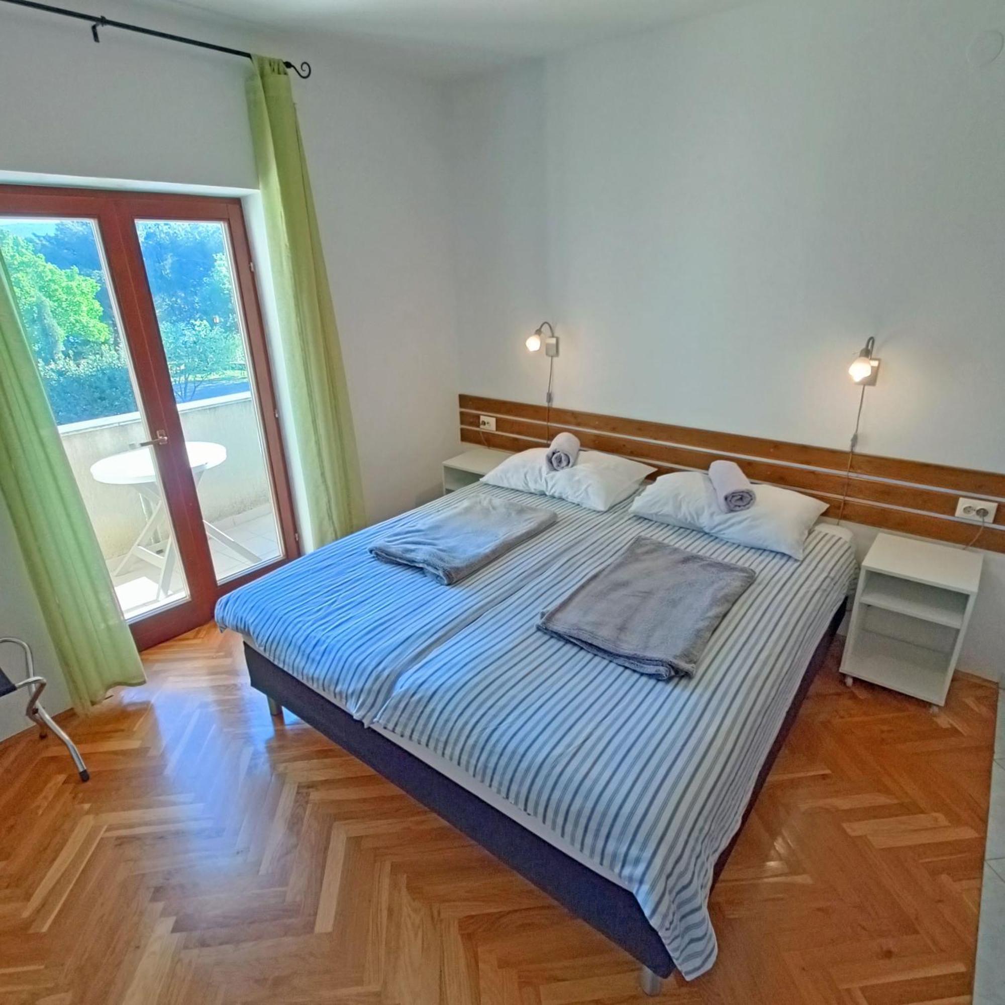 Paklenica Sport Apartments Starigrad Paklenica Cameră foto