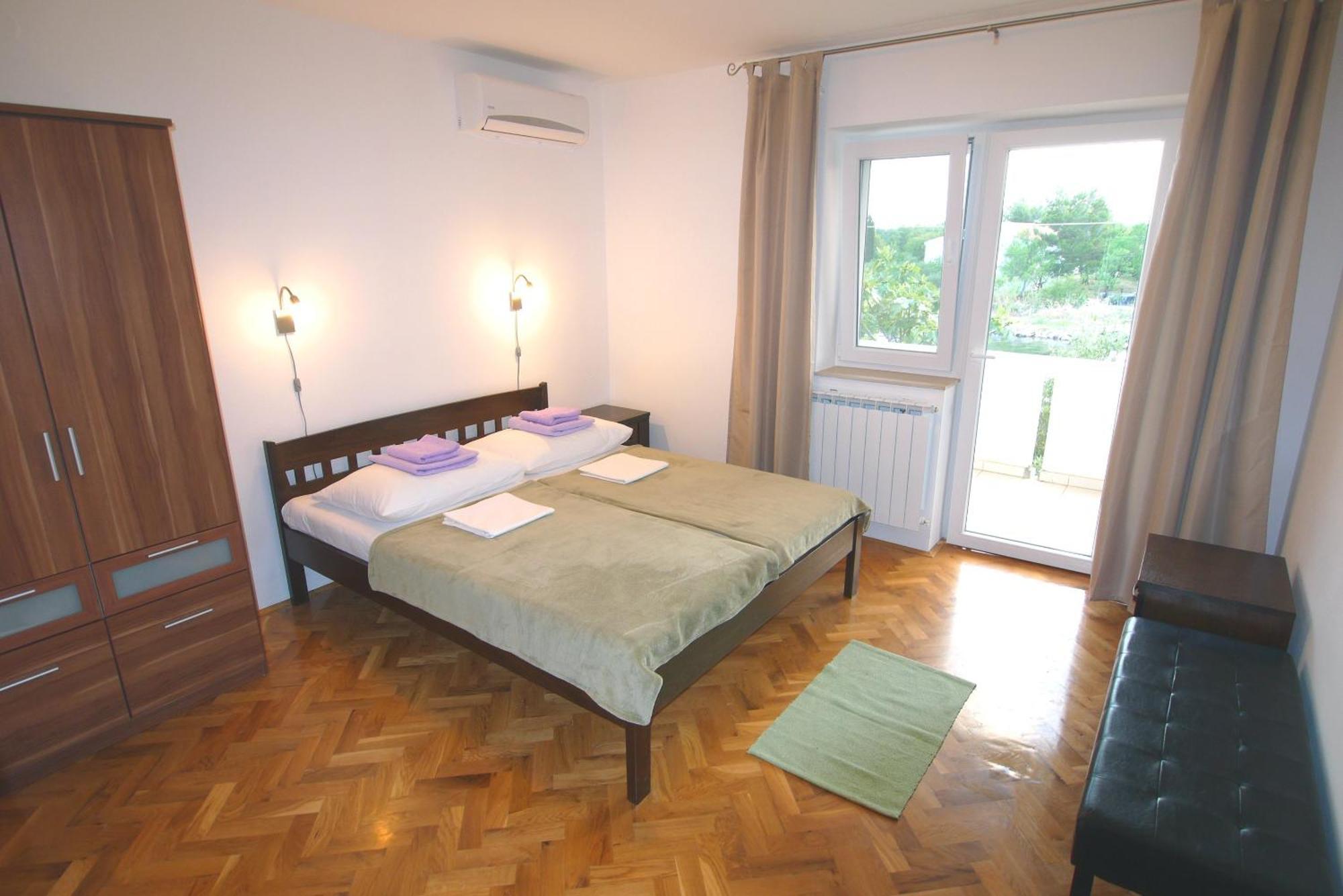 Paklenica Sport Apartments Starigrad Paklenica Cameră foto