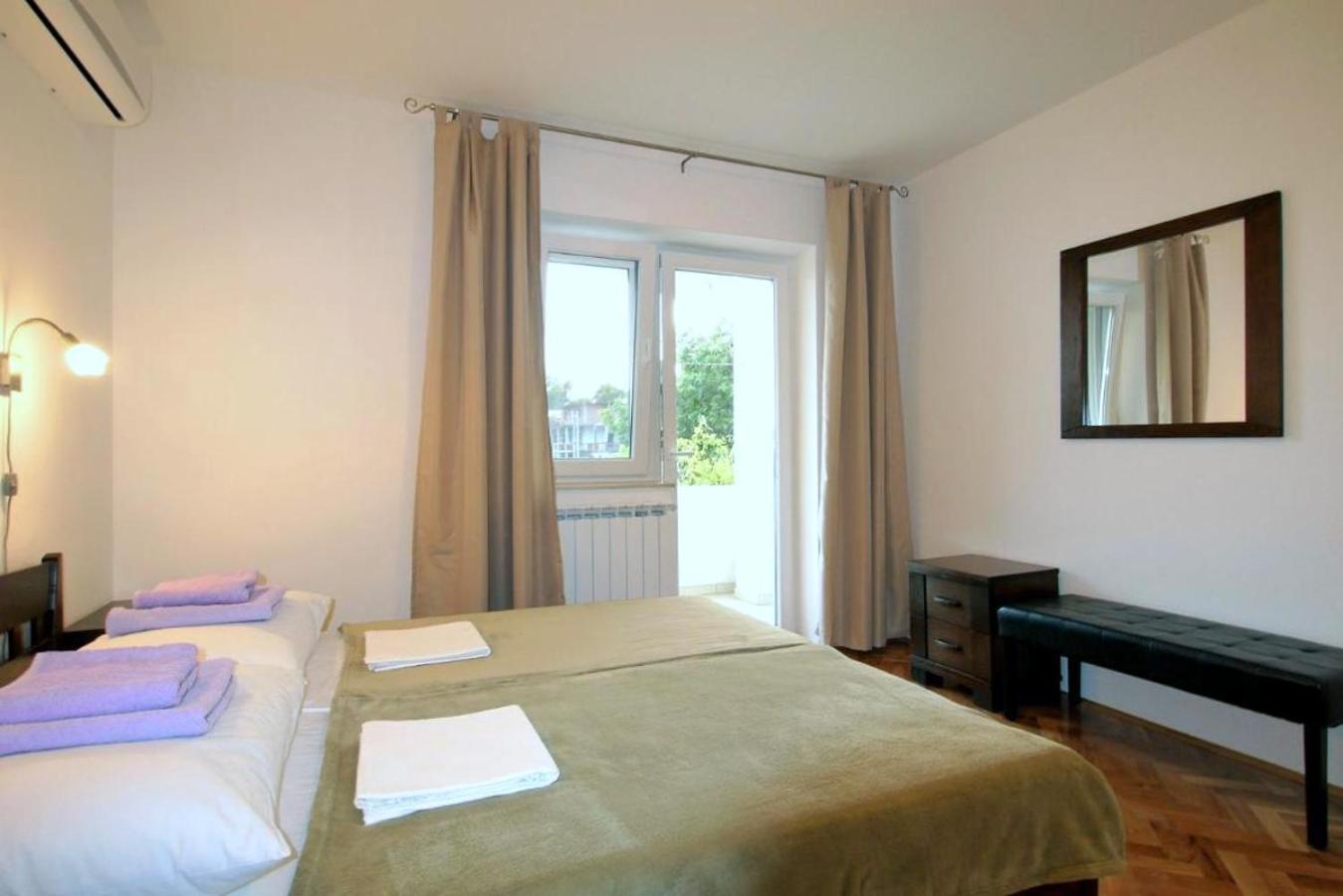 Paklenica Sport Apartments Starigrad Paklenica Cameră foto