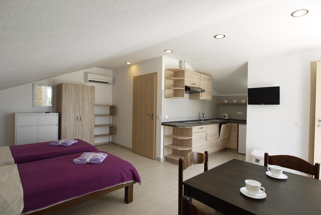 Paklenica Sport Apartments Starigrad Paklenica Cameră foto
